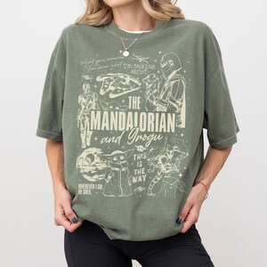 Disney Star Wars The Mandalorian This Is The Way Comfort Colors-skjorta, Star Wars-skjorta, Disneyland-familjematchning-tröja, Galaxy's Edge-skjorta bild 8