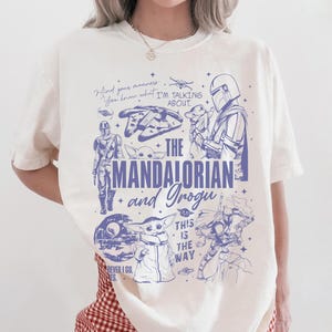 Disney Star Wars The Mandalorian This Is The Way Comfort Colors-skjorta, Star Wars-skjorta, Disneyland-familjematchning-tröja, Galaxy's Edge-skjorta bild 1