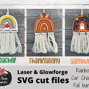 Op de afbeelding: Drie regenboog-thema SVG-snijbestanden voor lasersnijden of Glowforge. De ontwerpen bevatten een leraar-thema met een potlood, appel en liniaal, een Thanksgiving-thema met een pompoen en herfstbladeren, en een Halloween-thema met een spook en een heksenhoed.
