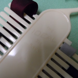 Tie Rack Hanger The Ideal genuine vintage AF
