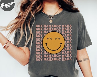 Camiseta Comfort Colors® para mamá de niño con carita sonriente, camiseta para mamá de niño, camiseta linda y moderna para mamá, camiseta para mamá feliz, regalo para mamá de niño