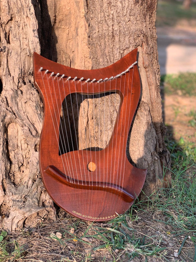 18-strängad lyraharpa i rosenträ - Handgjord keltisk lyraharpa för nybörjare och proffs med stämnyckelväska och strängset bild 3