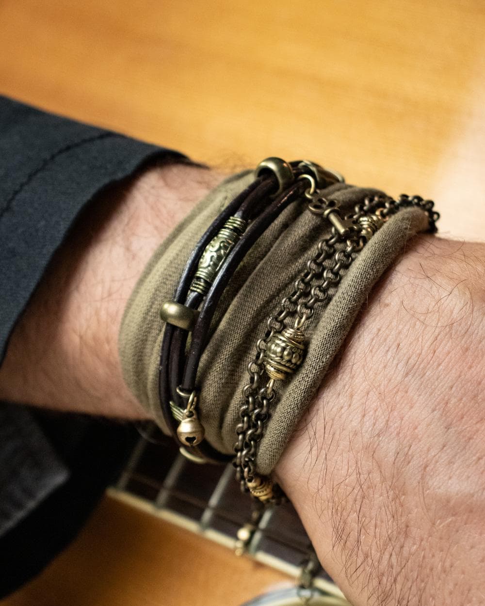 Johnny depp leather bracelet - Etsy 日本