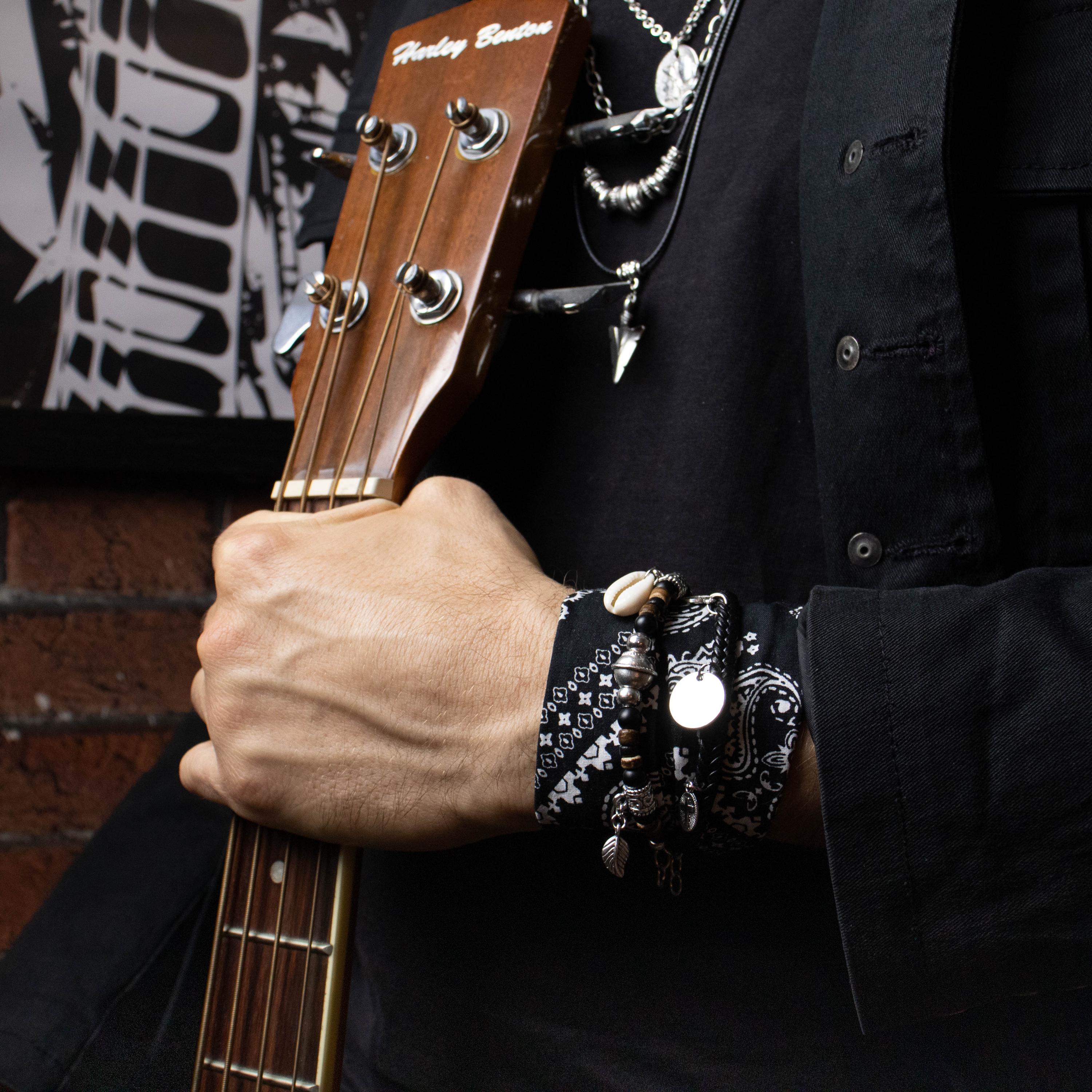 Johnny depp leather bracelet - Etsy 日本