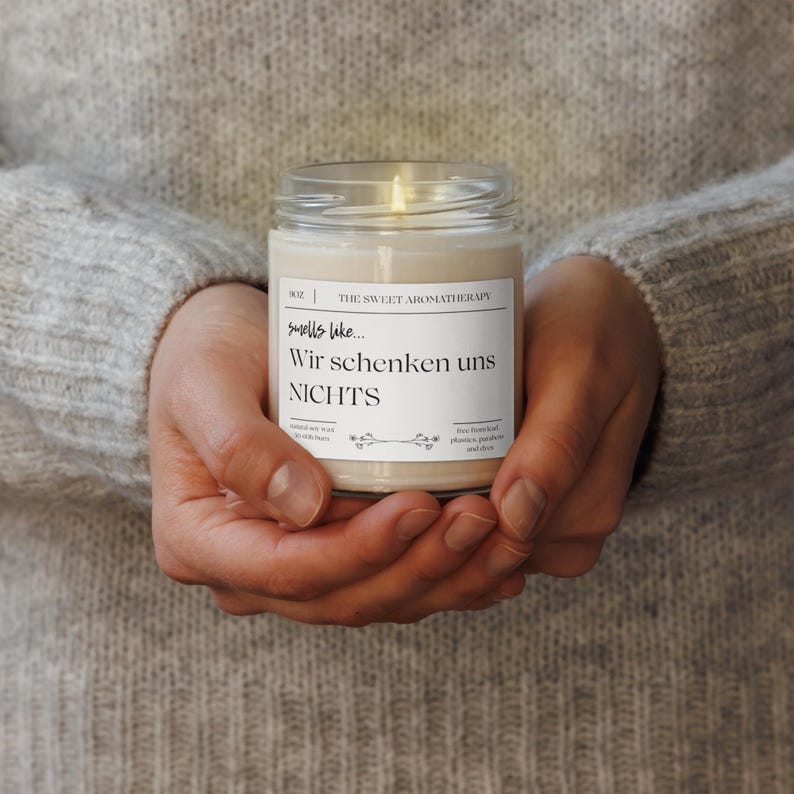 smells like NIchts gift soya candle