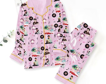 Elvis Presley pyjamasset, rock n roll-nattkläder från 1950-talet, retro musikälskare-present till henne, rosa vintage vinylskiva-pyjamas