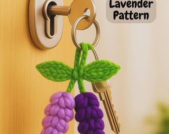 Lavendel Schlüsselanhänger Häkelanleitung - Mini Blume Amigurumi Taschenanhänger & Autoanhänger PDF