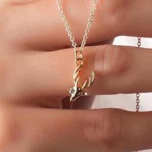 Gold Deer Necklace – Dainty Antler Pendant with Nature-Inspired Charm