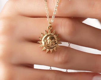 Gouden zon- en maanhangerketting met hemelse bedel