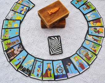 Illustrated Tarot Deck – 22 Card Major Arcana with Handcrafted Wooden Box