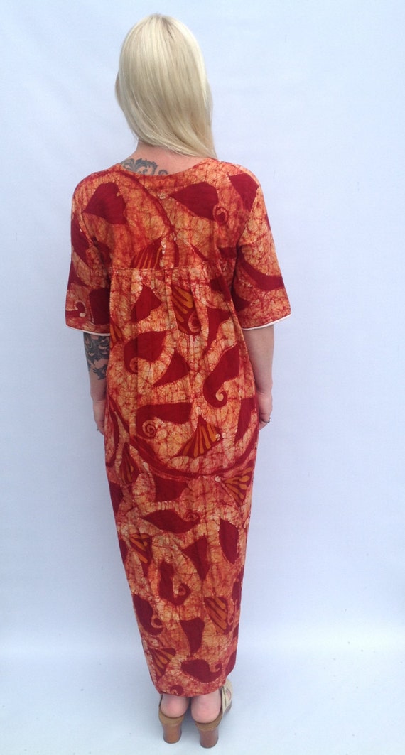 Funky 1970s Tye Dye Hawaiian Print Maxi Dress. Hi… - image 4