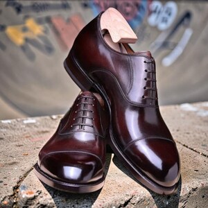 Handmade Men Burnished Burgundy Leather Oxford Cap-Toe Lace Up Dress Shoes Men