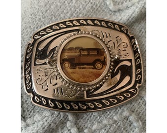 Hebilla de cinturón VTG 3" x 2" Septia Antique Car Photo USA 1980s Tono plateado Bonita