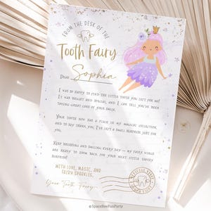 Pode incluir: Uma carta da Fada dos Dentes com uma ilustração de fada de desenho animado. A carta é endereçada a Sofia e inclui texto sobre a visita da fada dos dentes, com um selo que diz "Visita Oficial Fada dos Dentes".