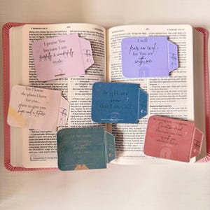 Marque-page magnétique avec onglets bibliques, signets bibliques chrétiens, accessoires d'étude de la Bible, cadeau foi pour femme, idée cadeau église