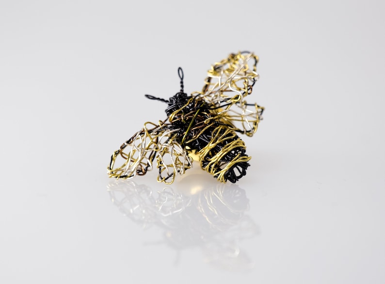 Bee sculpture wire art jewelry, Honey bee brooch modern contemporary, Insect bug brooch unique image 1
