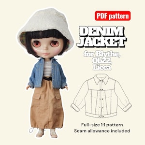 Könnte beinhalten: Eine Puppe mit weißem, flauschigem Fischerhut, blauer Jeansjacke, gestreiftem Oberteil und beigem Rock. Text: PDF pattern DENIM JACKET for Blythe, Ob22, Licca. Full-size 1:1 pattern Seam allowance included. Eine technische Zeichnung ist abgebildet.