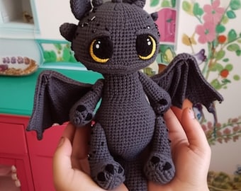 Padrão de crochê para Banguela: Amigurumi Fúria da Noite (download em PDF)