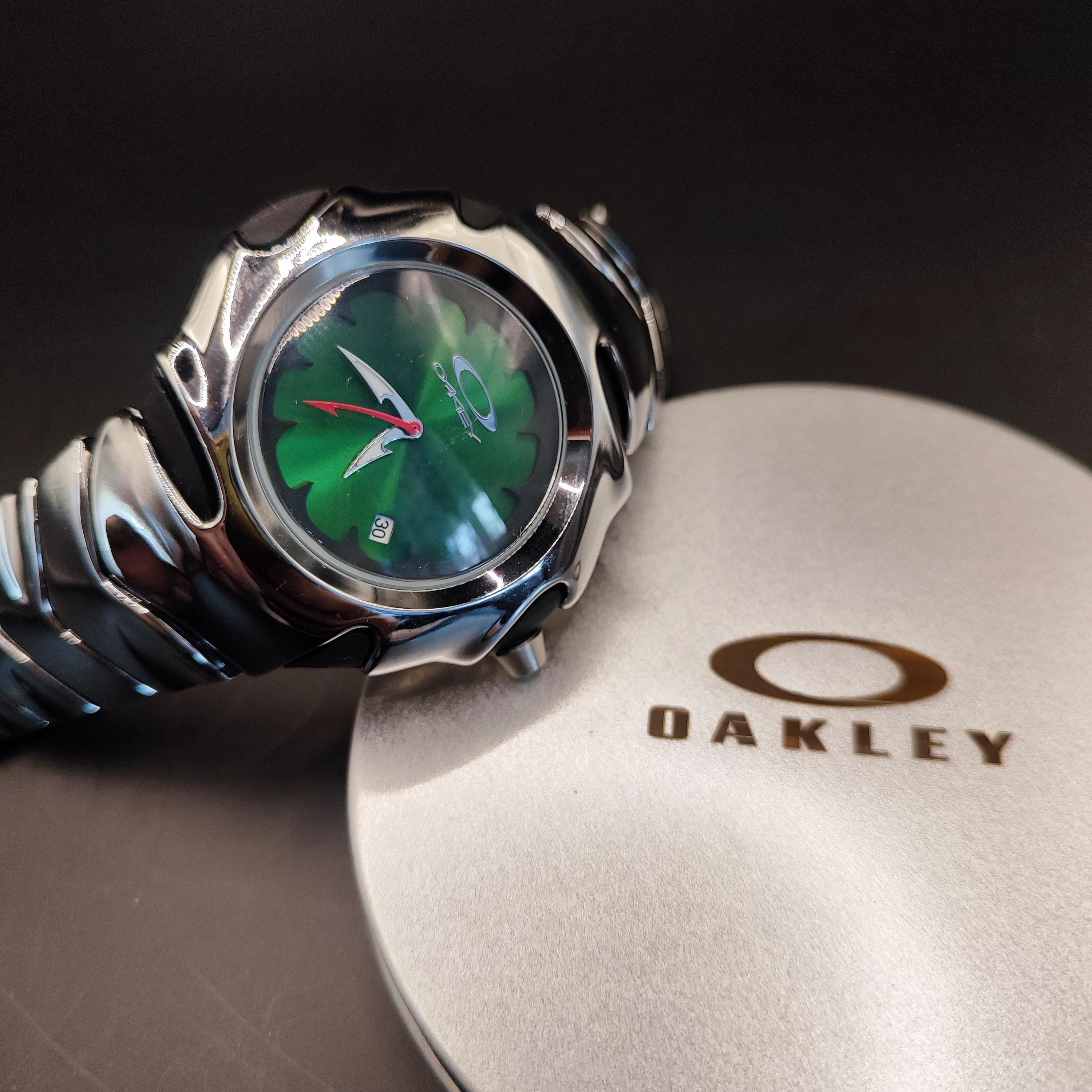 Oakley Blade Style Watch – Futuristic Y2K Green Flower Dial Silver