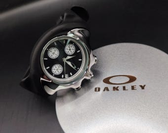 Reloj Oakley estilo Detonator – Cronógrafo con esfera Panda negra, estilo futurista Y2K