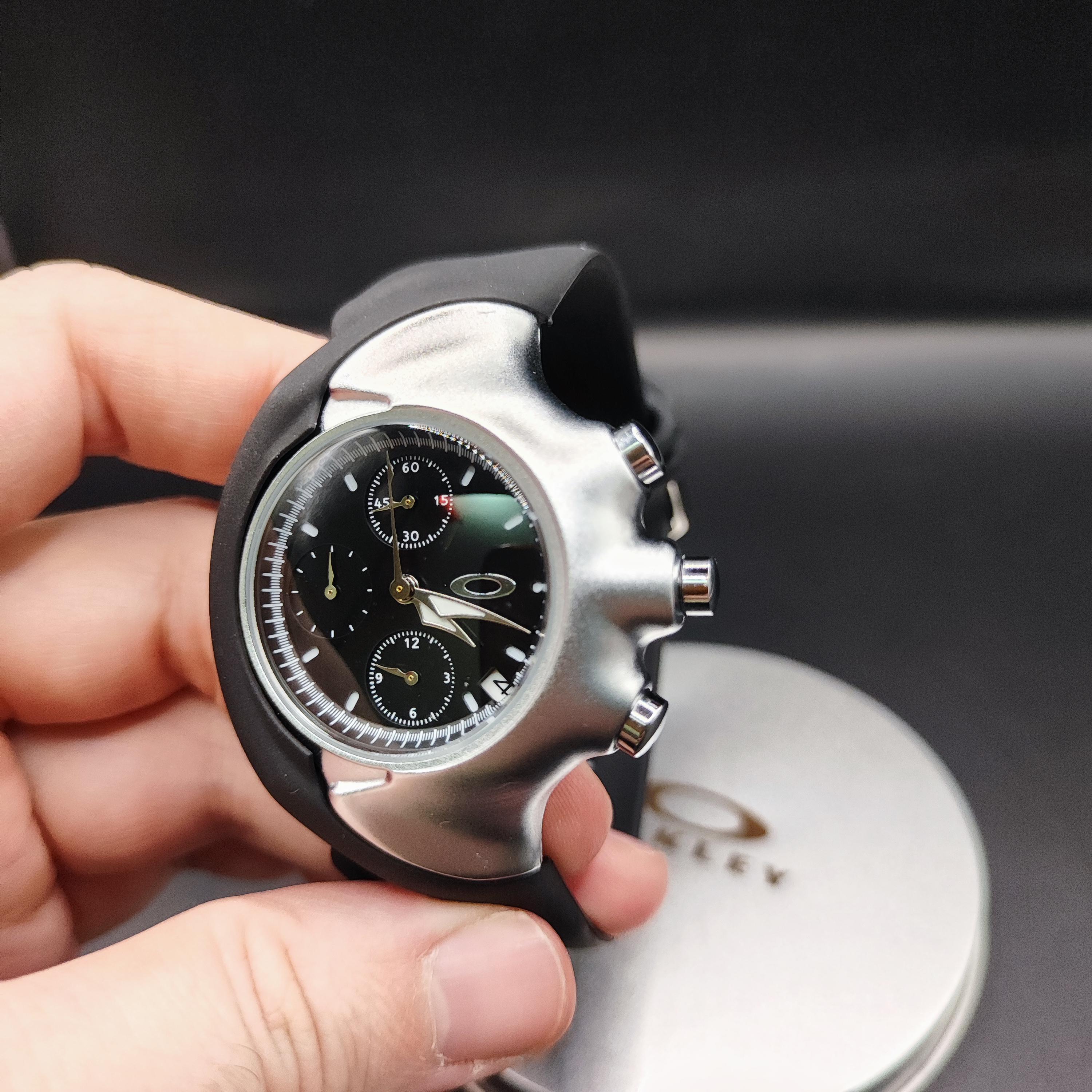 Oakley Detonator Style Watch - Black Dial Silver Case Y2K