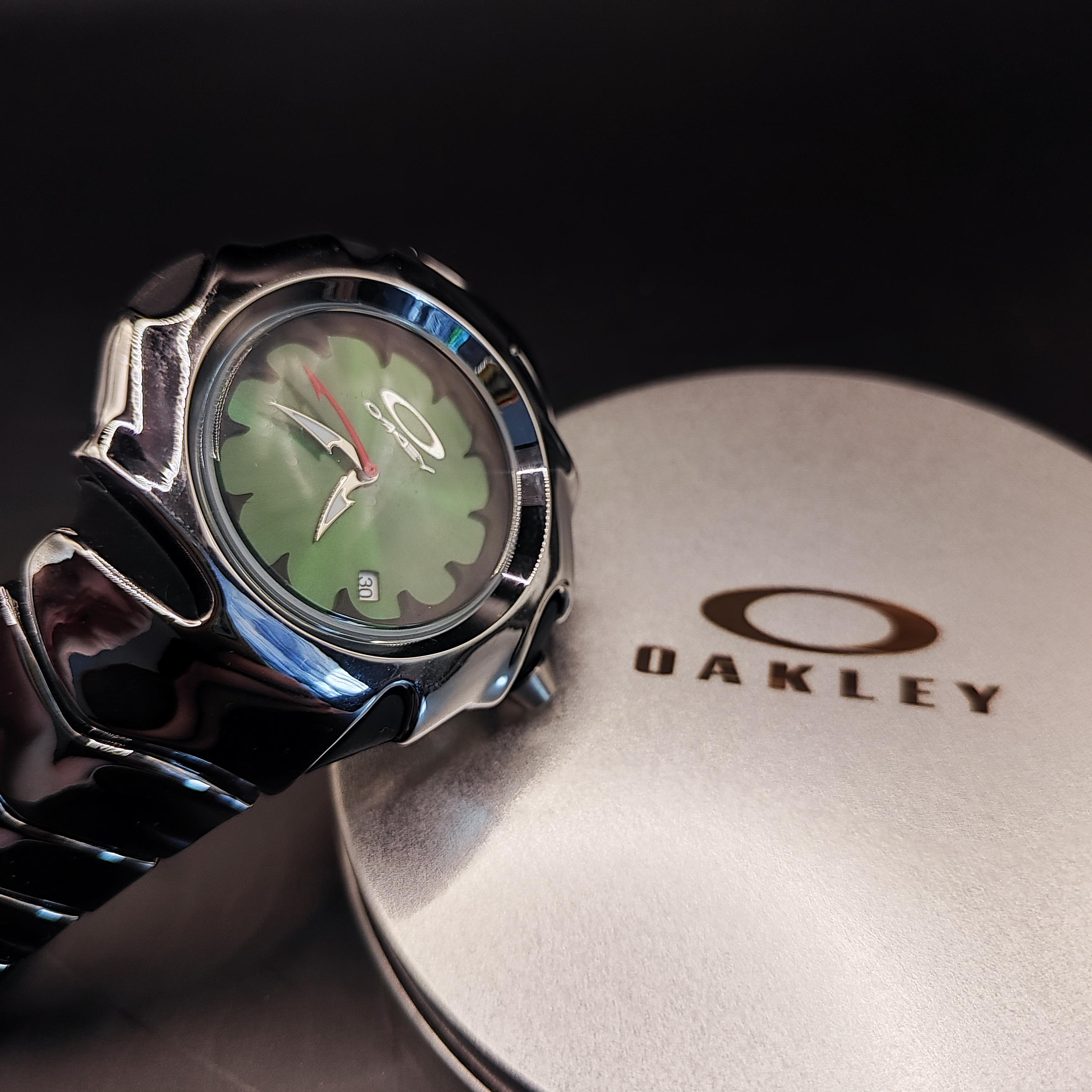 Oakley Blade Style Watch – Futuristic Y2K Green Flower Dial Silver