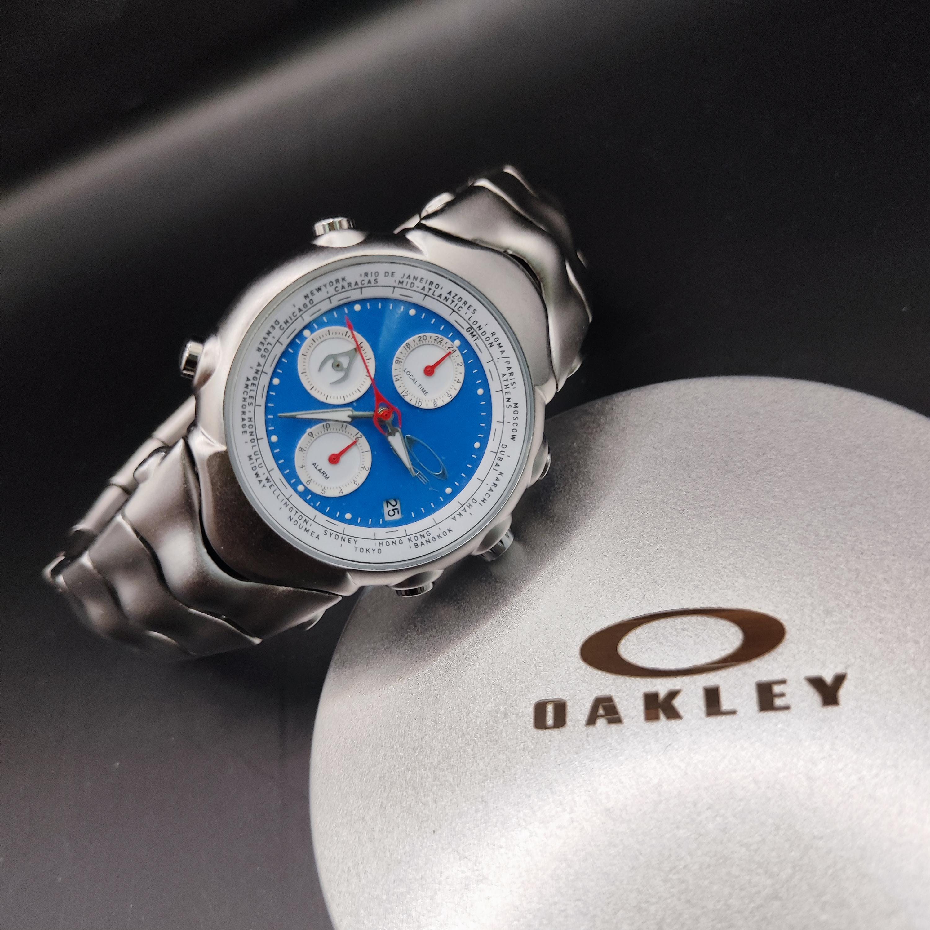 Oakley Gmt Watch - Etsy