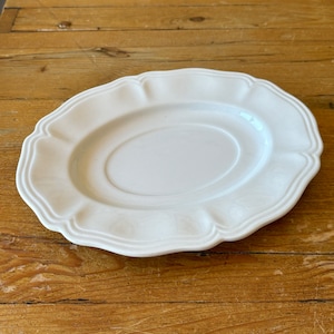 Harmony House Ironstone 4238 Federalist, white ironstone oval underplate, small serving dish, Japan.