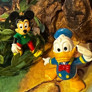 Vintage 1980s Durham Disney PVC Figures - Saluting Donald Duck & Green Shirt Mickey Mouse Set image 13