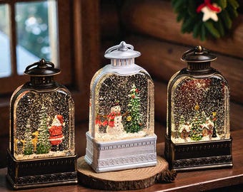 Globo di neve con lanterna di Natale / Decorazioni con Babbo Natale e pupazzo di neve / Lampada glitterata / Regalo per decorazioni natalizie per la casa