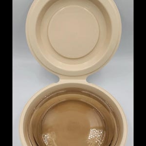 Vintage Fireside  Pyrex Pie Keeper W/Clam Shell includes  9" Amber Pie Plate