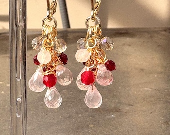 Kolczyki z kwarcu różowego. Wypełnione złotem. Prezent dla niej. Alternatywny kamień urodzinowy na styczeń. Ręcznie robione. Boho.