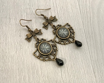 Compass star earrings