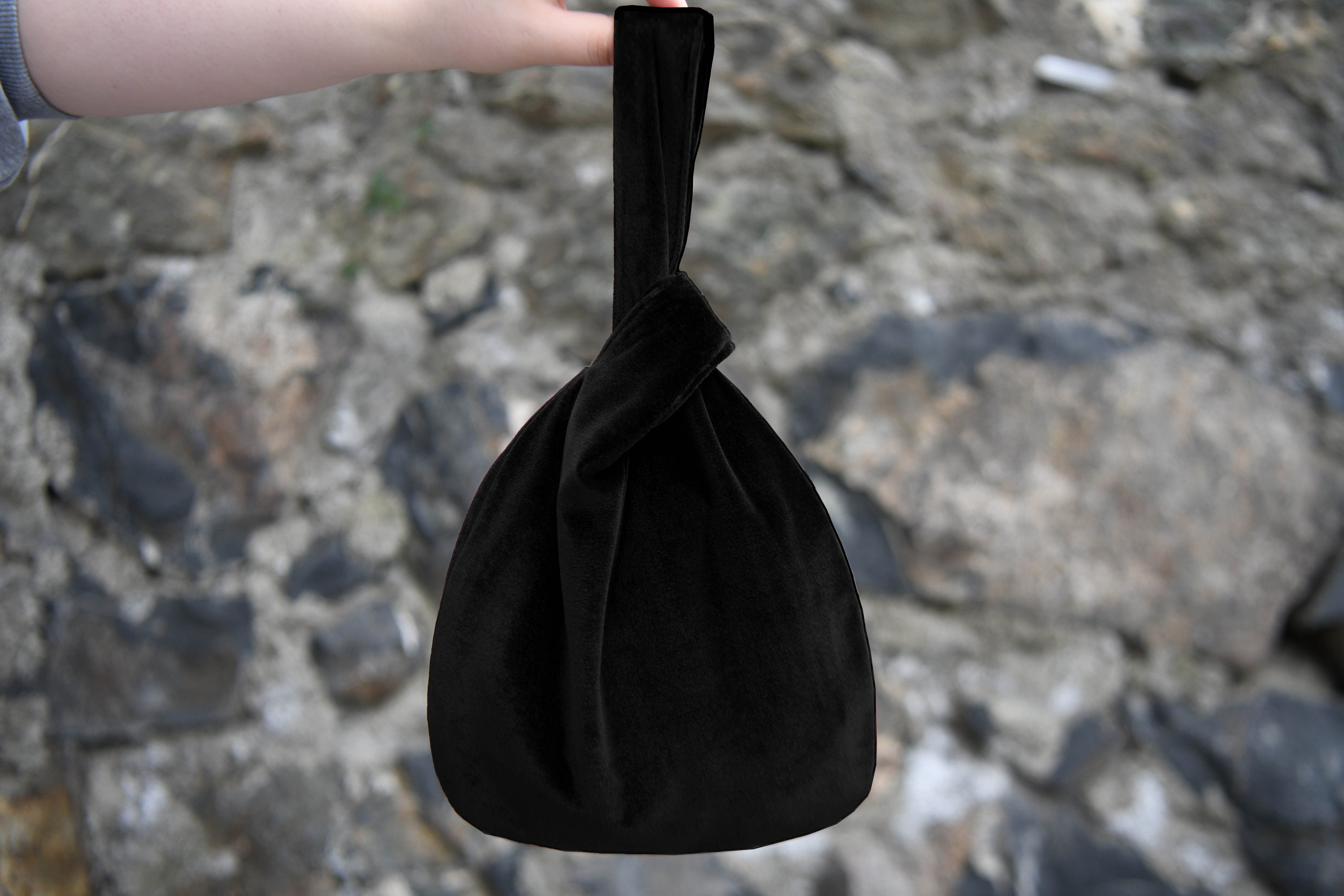Velvet handbag Louis Feraud Black in Velvet - 23639292