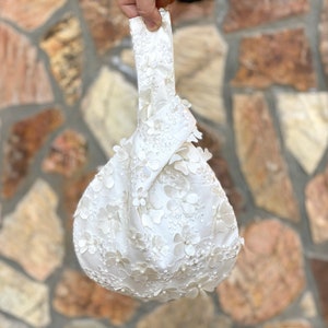 Off White Wedding Purse Bag ,Japanese Knot Bag Purse Wedding, Prom Purse, Special Occasion,Elegant Bag, Emblished