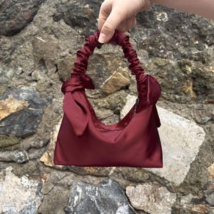 Kleine Satin Abend Hochzeit Abschlussball Handtasche Tasche, Einfache kleine Satin elegante Tasche, Weinrot, Kastanienbraun, Bordeaux Farbe