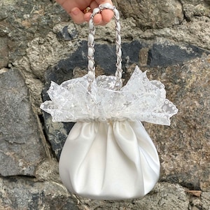 Borsetta da sera in raso e pizzo avorio, in stile vittoriano shabby chic, borsa porta soldi da sposa, occasioni speciali, abito da sera, crema, colore avorio scuro