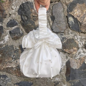 Bridal Purse bag With Ivory Beads, Wedding Clutch Bag , Evening Bag, Ivory Color