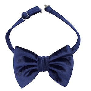 Men Emerald Green Velvet Bow Tie, Mens Solid Bowtie, Wedding Bow Tie, Groomsmen, Grooms Bow Tie, Tre-Tied Bow Tie, Navy Blue