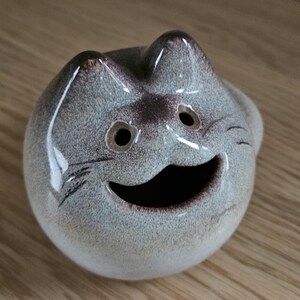 ピーター・ポッツ陶器猫型貯金箱　手作りセラミック製チェシャ猫型貯金箱　ロードアイランド州スタジオ陶器