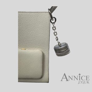 EXCLUSIVE *As Trinny* 'T-Pot' Bag Charm/Keyring - Choose Silver or Gold - Vintage Style Chain