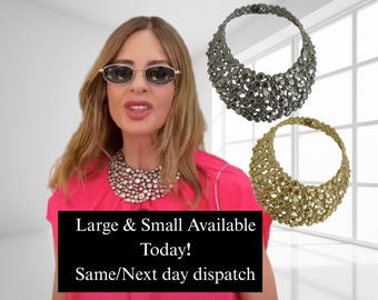 Colar Trinny Pebble Collar Prateado, modelo statement, tamanho maior (16"), agora disponível em estoque.