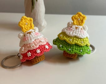Crochet Christmas Tree Keychain – Handmade Bear Ornament, Bag Charm