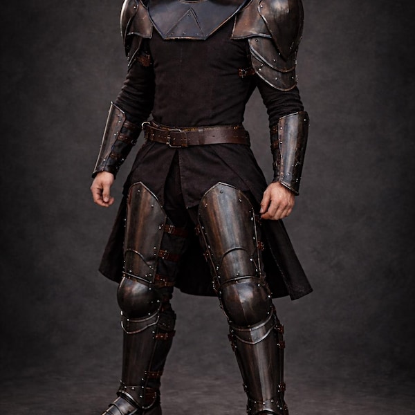 Conjunto de armadura de acero hecha a mano para caballero: hombreras, brazaletes, gorguera, protectores de piernas / Equipo para LARP y cosplay
