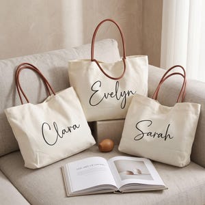 Personalized Bridesmaid Tote Bag, Custom Canvas Tote Bag, Bridal Party Gift,  Maid of Honor Gift, Gift for Her
