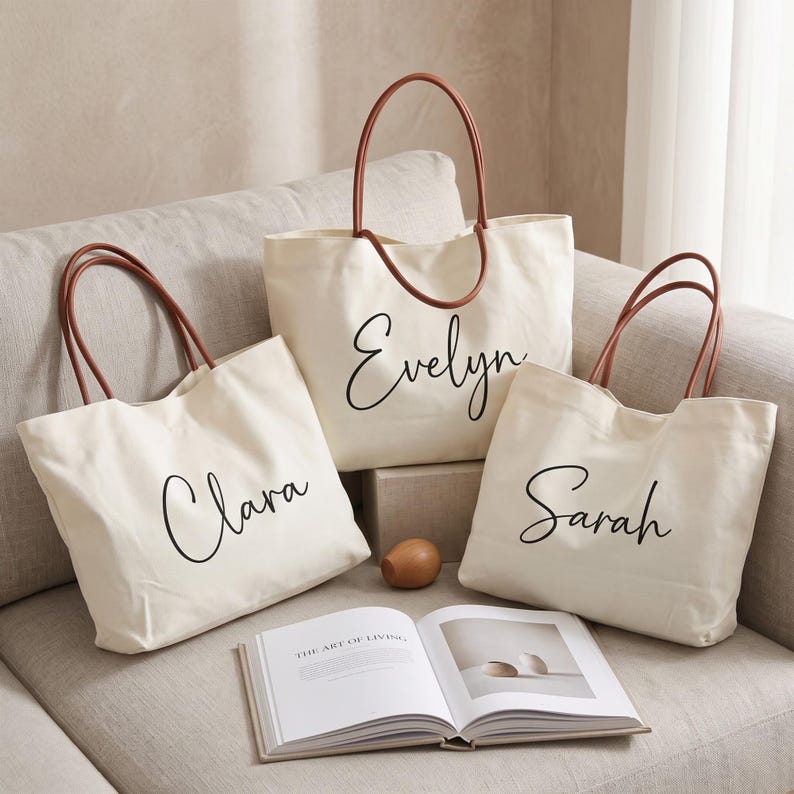 Personalized Bridesmaid Tote Bag, Custom Canvas Tote Bag, Bridal Party Gift,  Maid of Honor Gift, Gift for Her