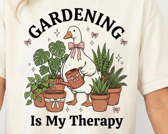 Le jardinage est ma thérapie PNG, conception drôle de citation de jardinage, graphique mignon de plante d'oie, sublimation PNG, cadeau de jardinier, amateur de plante à la mode PNG