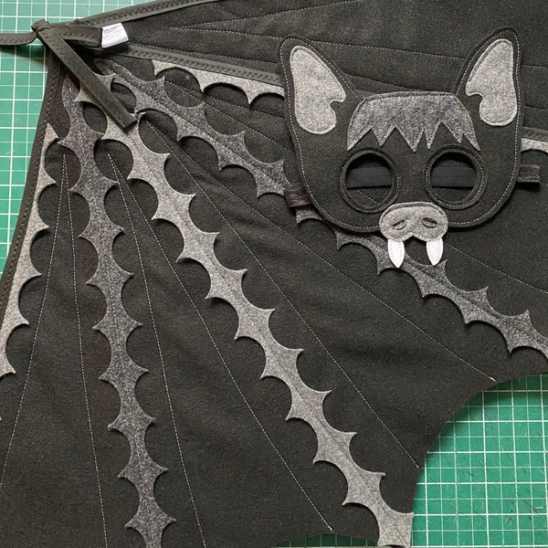 Black Bat Costume Set / Bat Mask and fun flappable wings / Fly like a bat / Kids bat costume / bat wing/ black bat costume / Tree + Vine