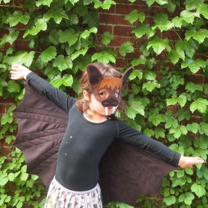 Bat Costume Set / Bat Mask and fun flappable wings / Fly like a bat / Kids bat costume / brown bat costume / black bat costume / Tree Vine image 6