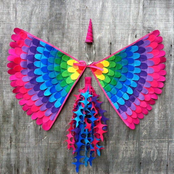 Pink Horn & Tail Unicorn Set Pink Horn & Tail Unicorn Set